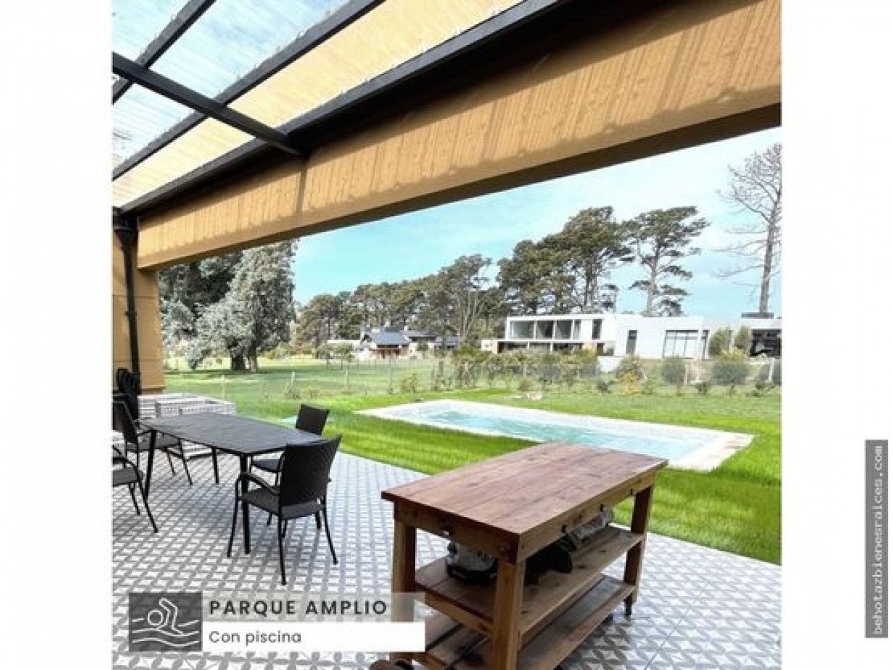 ()CASA EN BARRANCAS DE SAN BENITO, BARRIO PRIVADO. CASA EN VENTA. 3 AMBIENTES. CHAPADMALAL