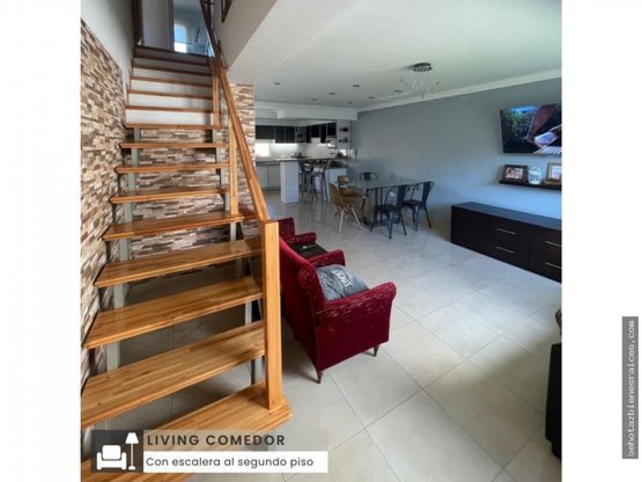 ()DUPLEX 5 AMBIENTES EN VENTA. PARQUE LURO. MAR DEL PLATA.