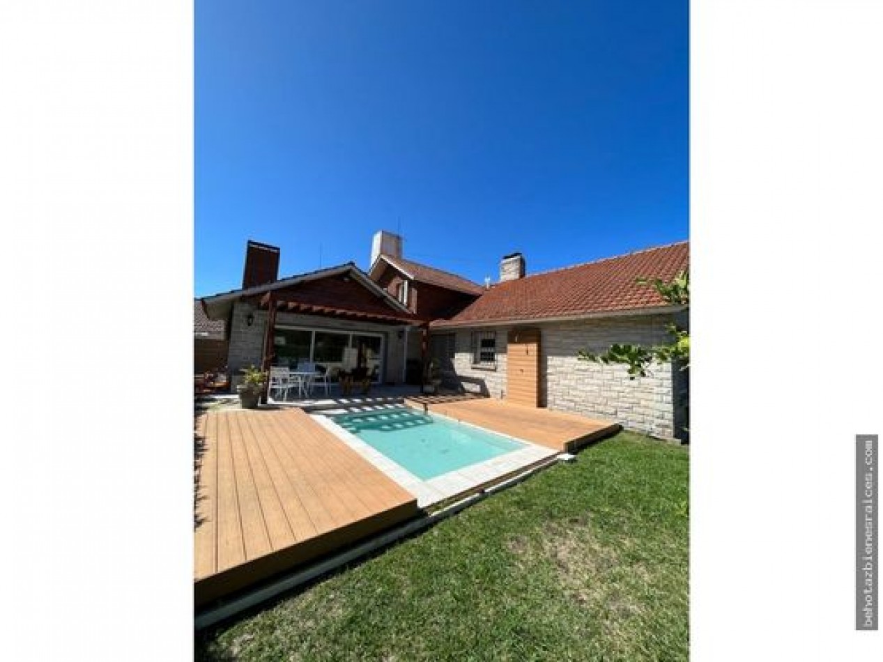 ()CASA 5 AMBIENTES CON PISCINA A METROS DEL MAR. MAR DEL PLATA