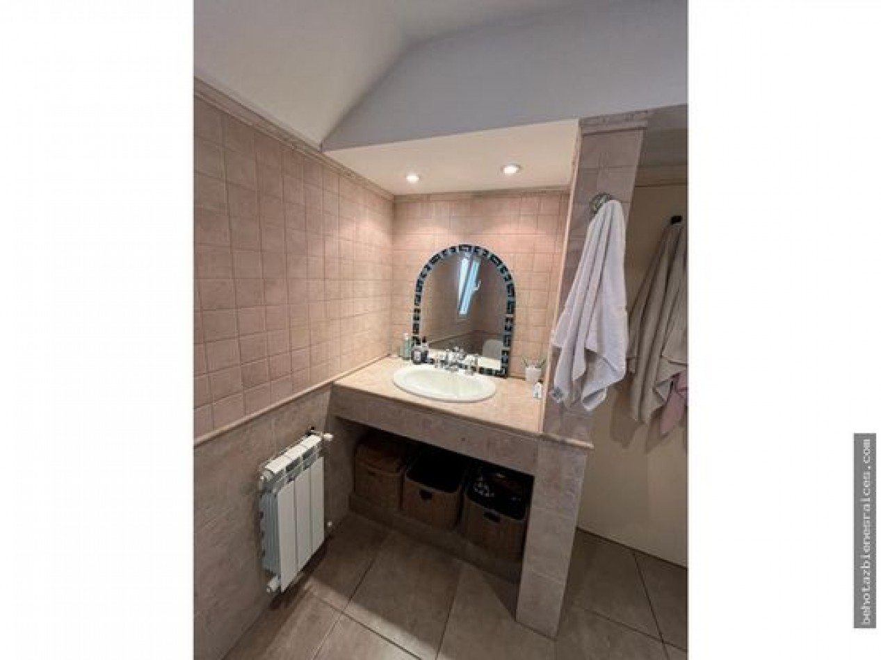 ()CASA 5 AMBIENTES CON PISCINA A METROS DEL MAR. MAR DEL PLATA