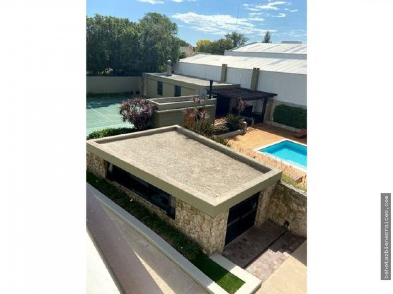 ()DEPARTAMENTO EN VENTA FRENTE AL GOLF PLAYA GRANDE