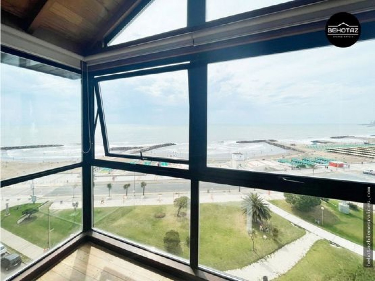 ()DEPARTAMENTO EN DUPLEX CON VISTA UNICA AL MAR. MAR DEL PLATA