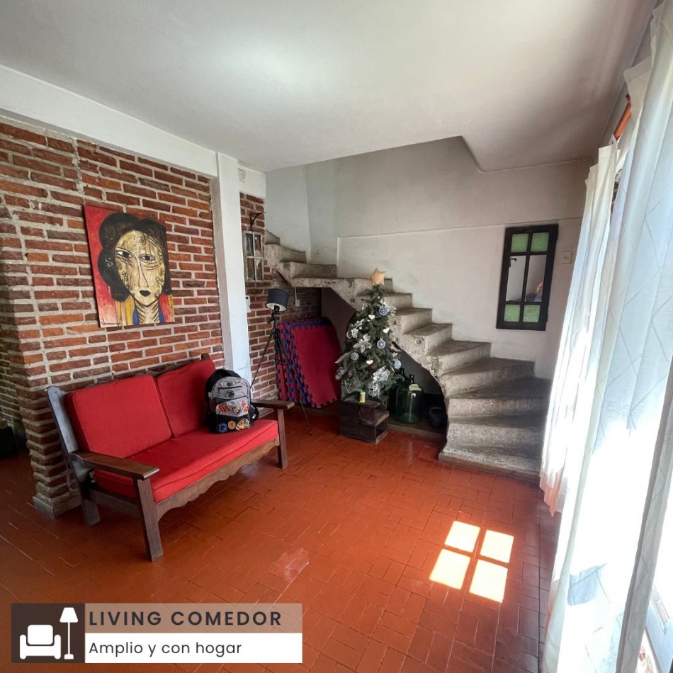 CASA EN VENTA 4 AMBIENTES, CON PILETA EN LOS TILOS, MAR DEL PLATA.
