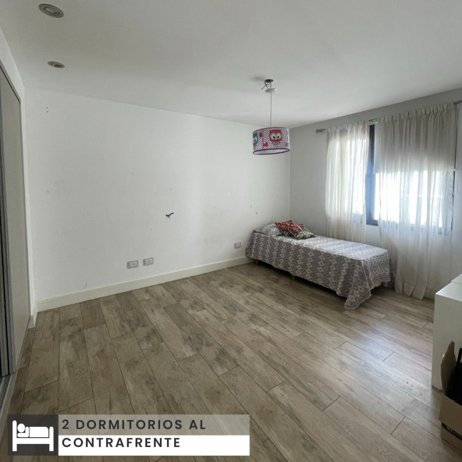 ()IMPORTANTE SEMIPISO CON TERRAZA PROPIA CON HIDROMASAJE Y COCHERA DOBLE. MAR DEL PLATA.