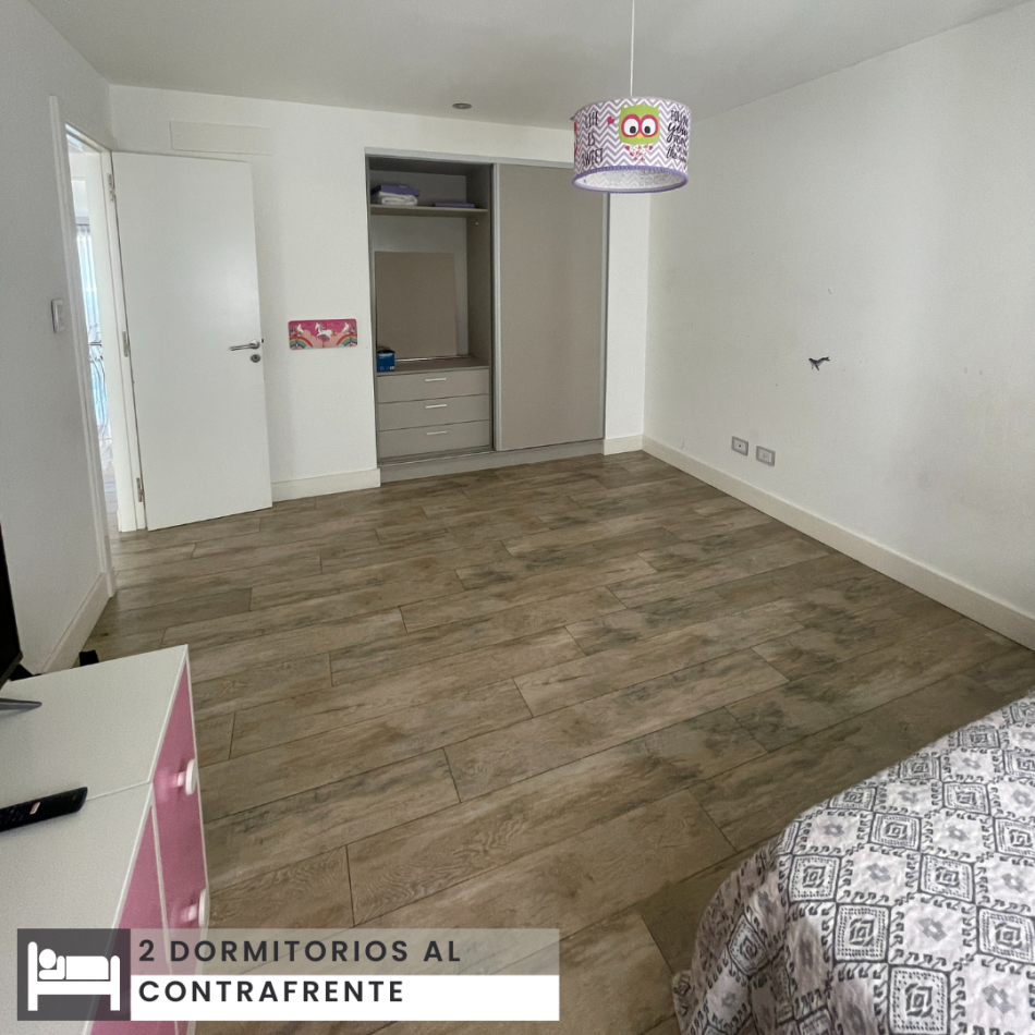 ()IMPORTANTE SEMIPISO CON TERRAZA PROPIA CON HIDROMASAJE Y COCHERA DOBLE. MAR DEL PLATA.