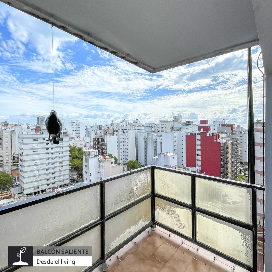 DEPARTAMENTO DE CUATRO AMBIENTES CON TERRAZA PROPIA A METROS DEL MAR. MAR DEL PLATA