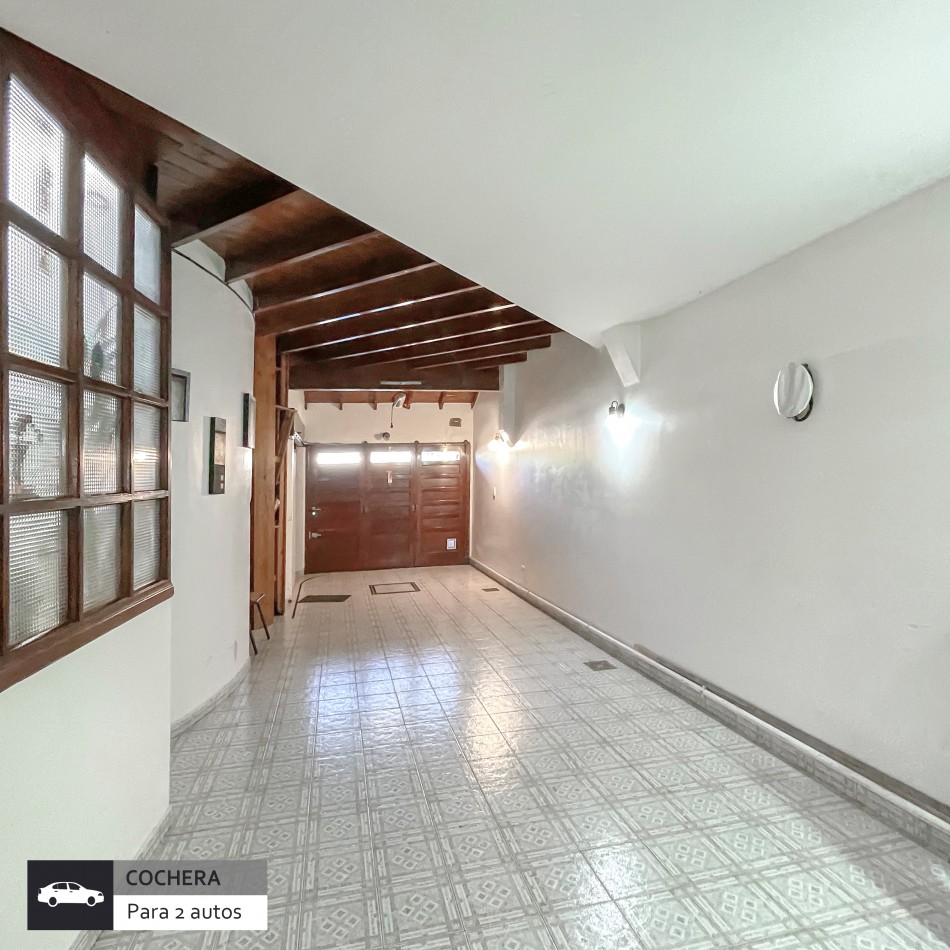 CHALET CINCO AMBIENTES CON PARQUE. SU ESTADO ES INMEJORABLE. MAR DEL PLATA