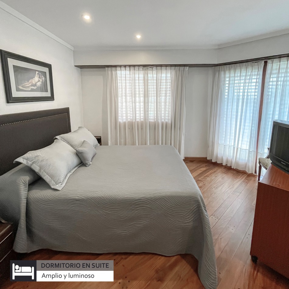 CHALET CINCO AMBIENTES CON PARQUE. SU ESTADO ES INMEJORABLE. MAR DEL PLATA
