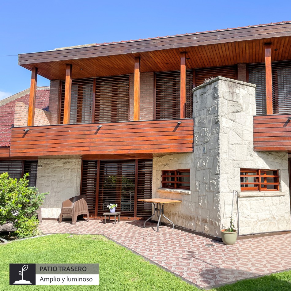 CHALET CINCO AMBIENTES CON PARQUE. SU ESTADO ES INMEJORABLE. MAR DEL PLATA