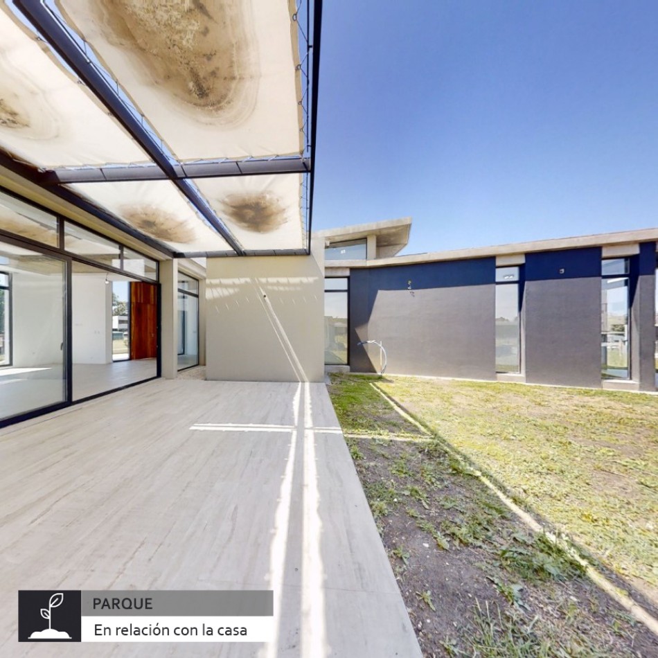 ()CASA DE DISENO A ESTRENAR CON PISCINA. EN BARRIO PRIVADO RUMENCO JOVEN .