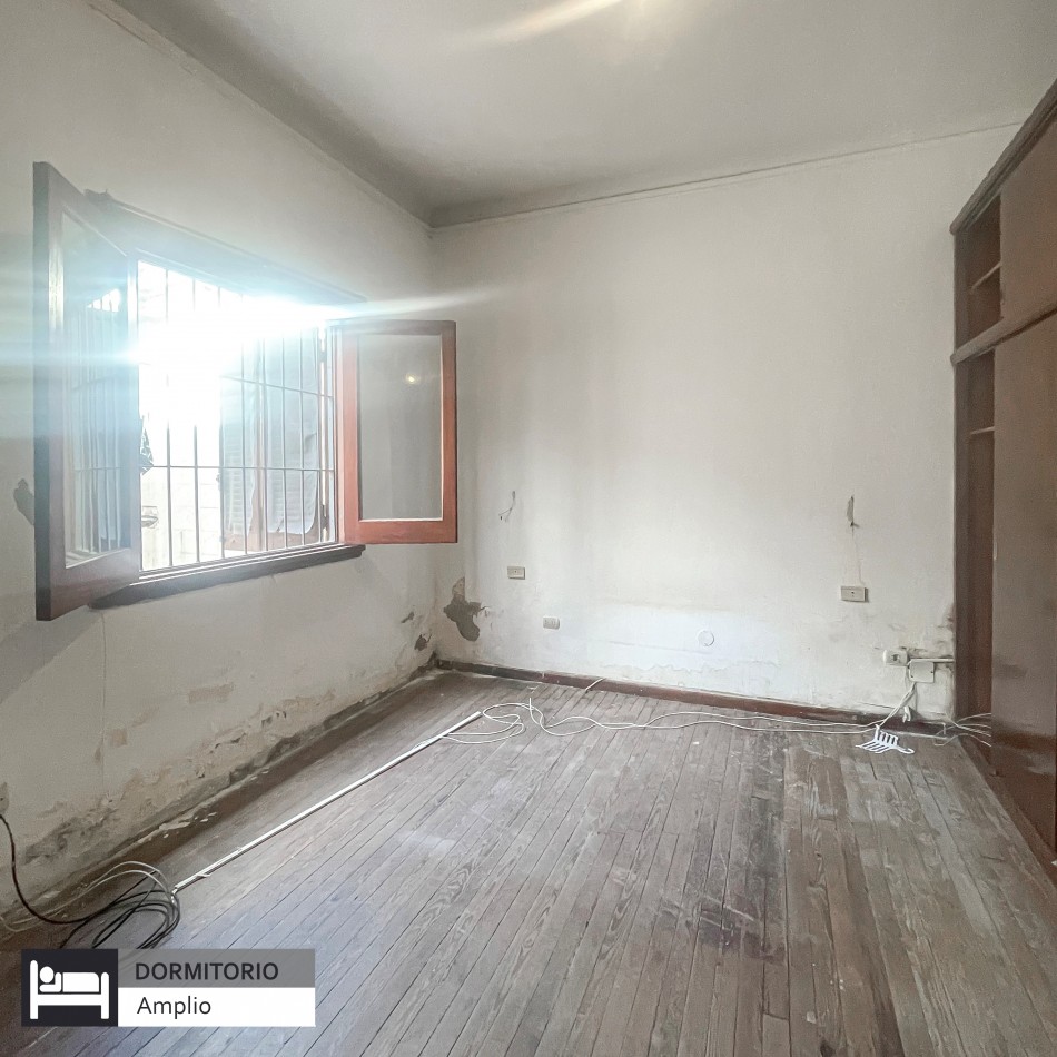 ()CASA SOBRE LOTE PROPIO EN BARRIO CHAUVIN. MAR DEL PLATA
