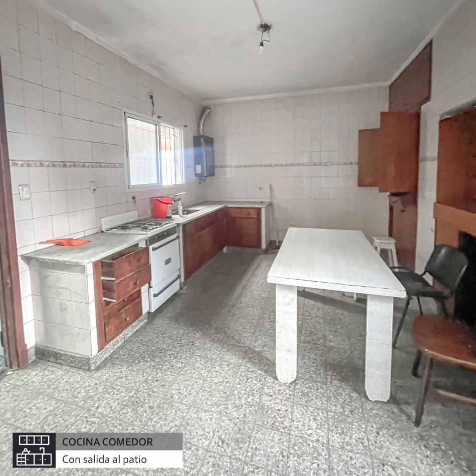 ()CASA SOBRE LOTE PROPIO EN BARRIO CHAUVIN. MAR DEL PLATA