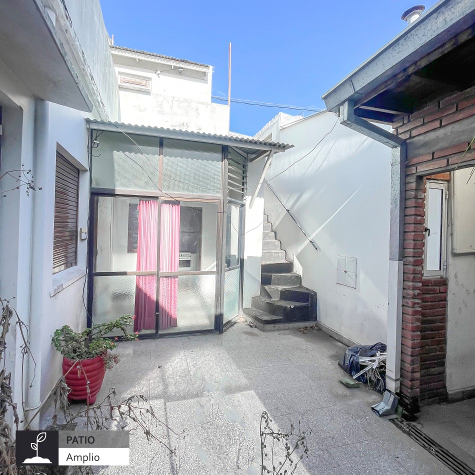()CASA SOBRE LOTE PROPIO EN BARRIO CHAUVIN. MAR DEL PLATA