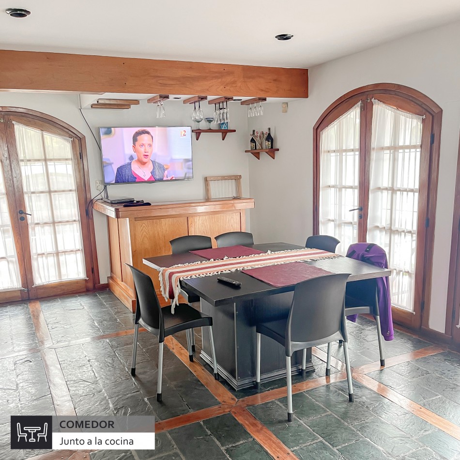 CHALET DE 6 AMBIENTES CON PISCINA EN VENTA EN PARQUE LURO, MAR DEL PLATA.