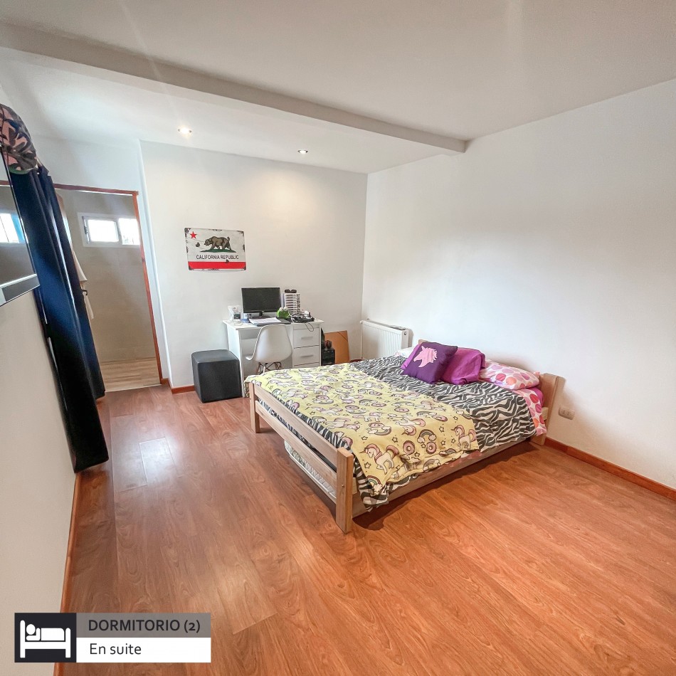 CHALET DE 6 AMBIENTES CON PISCINA EN VENTA EN PARQUE LURO, MAR DEL PLATA.
