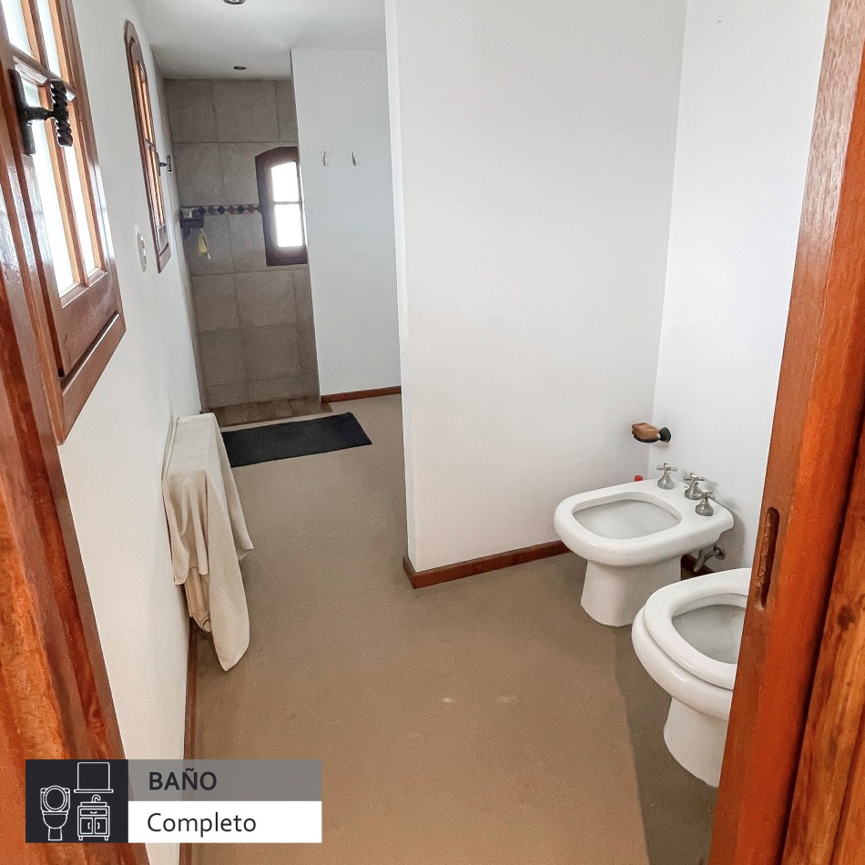 CHALET DE 6 AMBIENTES CON PISCINA EN VENTA EN PARQUE LURO, MAR DEL PLATA.