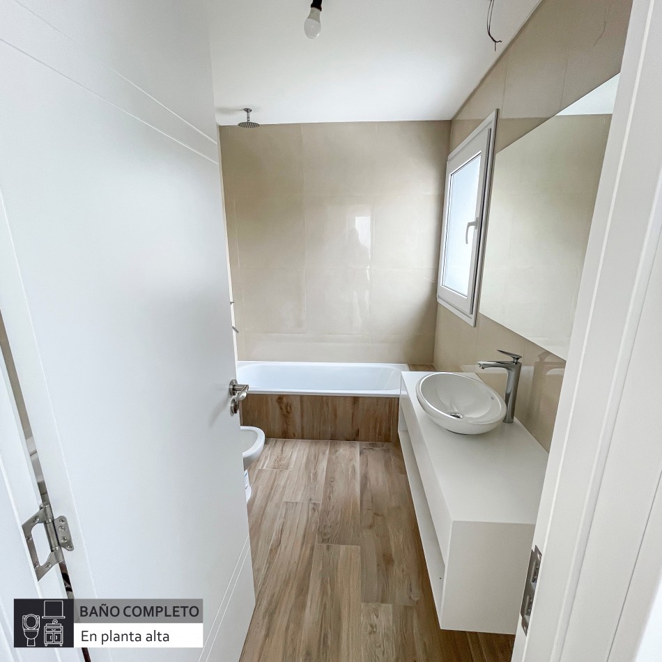 Duplex de 4 ambientes en venta a Estrenar en pleno barrio Los Troncos!! Mar del Plata
