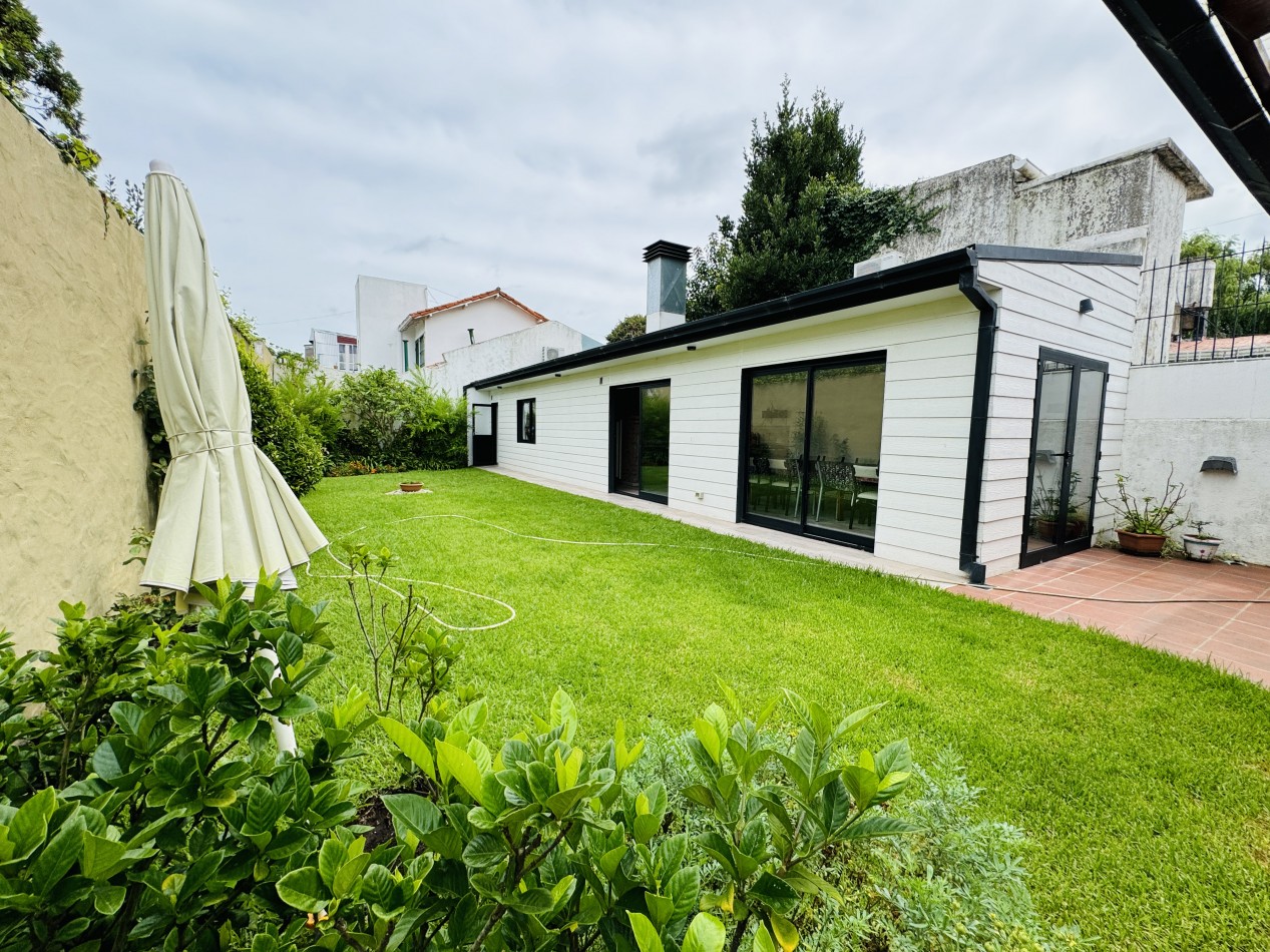 Excelente casa con parque en la mejor zona de La Perla. Mar del Plata.
