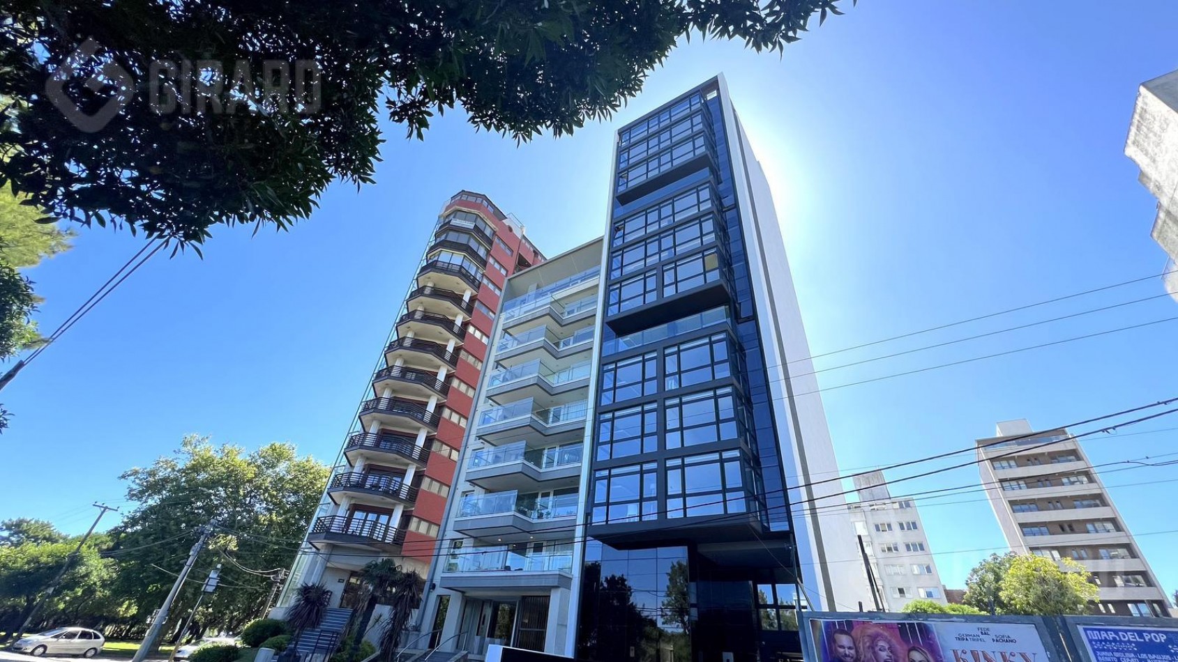 MODERNO PISO DE CATEGORIA CON VISTA PLENA AL GOLF Y AL MAR. MAR DEL PLATA.