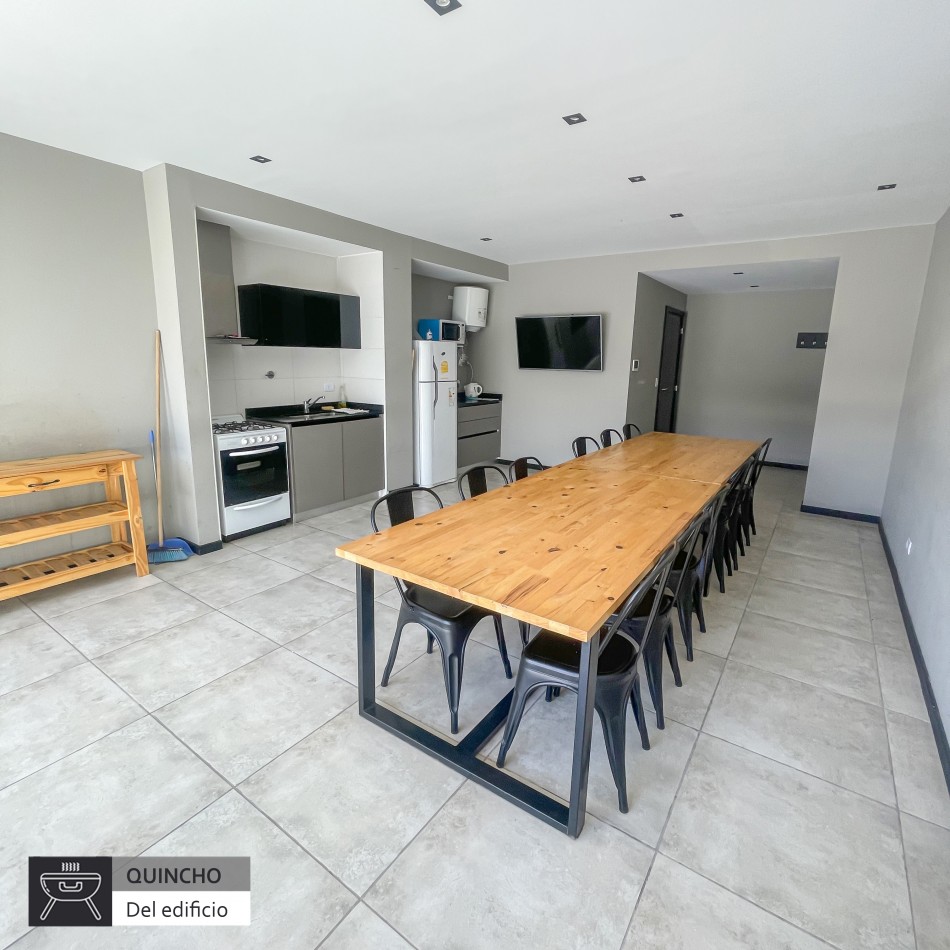 DEPARTAMENTO DE 4 AMBIENTES A LA CALLE, EDIFICO THAMES VI, EN VENTA. MAR DEL PLATA