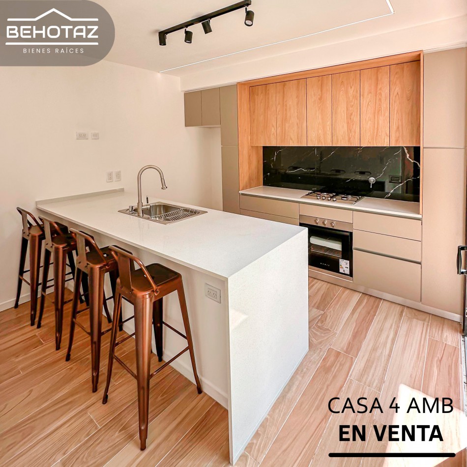 IMPERDIBLE CASA DE CUATRO AMBIENTES CON PATIO EN EL CORAZON DE CHAUVIN. MAR DEL PLATA