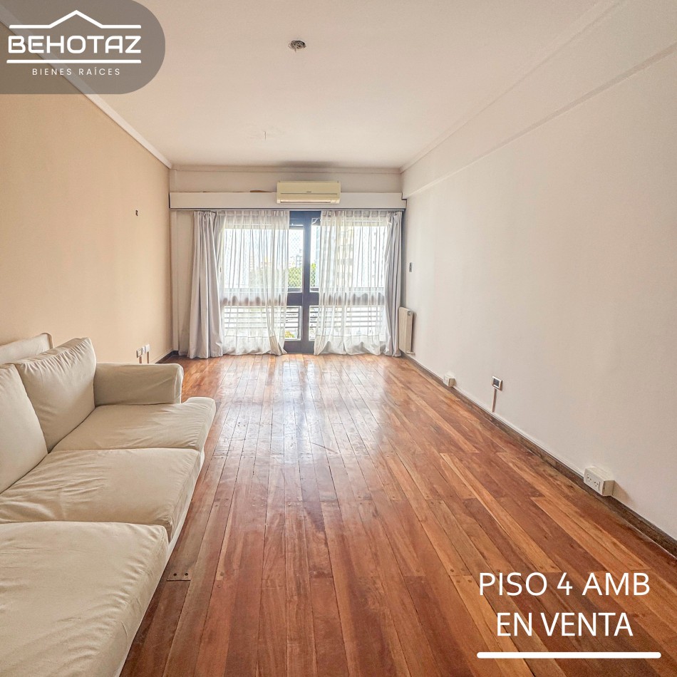 HERMOSO PISO DE CUATRO AMBIENTES CON DEPENDENCIA DE SERVICIO Y DOBLE BALCON. MAR DEL PLATA.