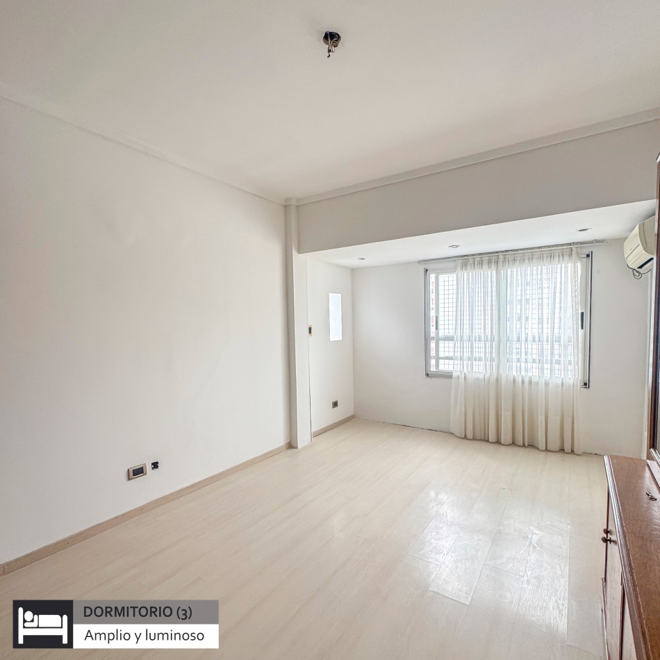 HERMOSO PISO DE CUATRO AMBIENTES CON DEPENDENCIA DE SERVICIO Y DOBLE BALCON. MAR DEL PLATA.