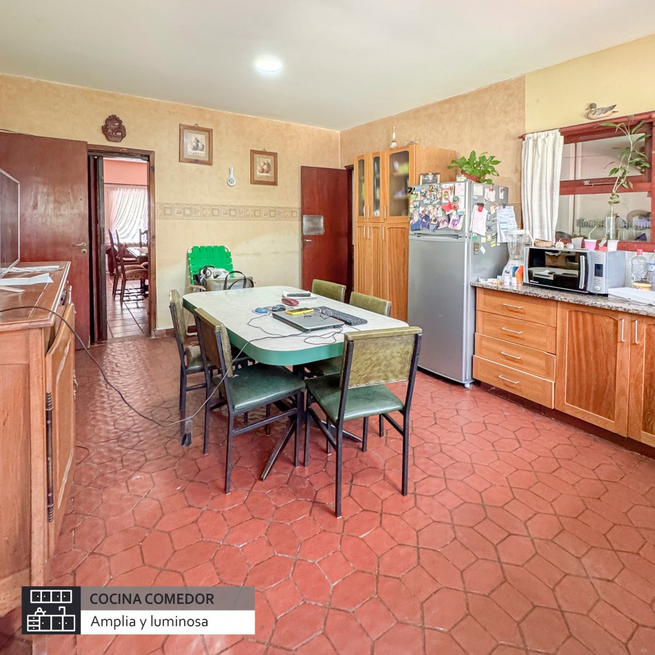 CASA DE 5 AMBIENTES EN BARRIO LA FLORIDA. MAR DEL PLATA