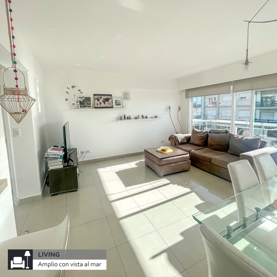 SEMIPISO DE 4 AMBIENTES CON VISTA AL MAR. ZONA PLAYA CHICA. MAR DEL PLATA.