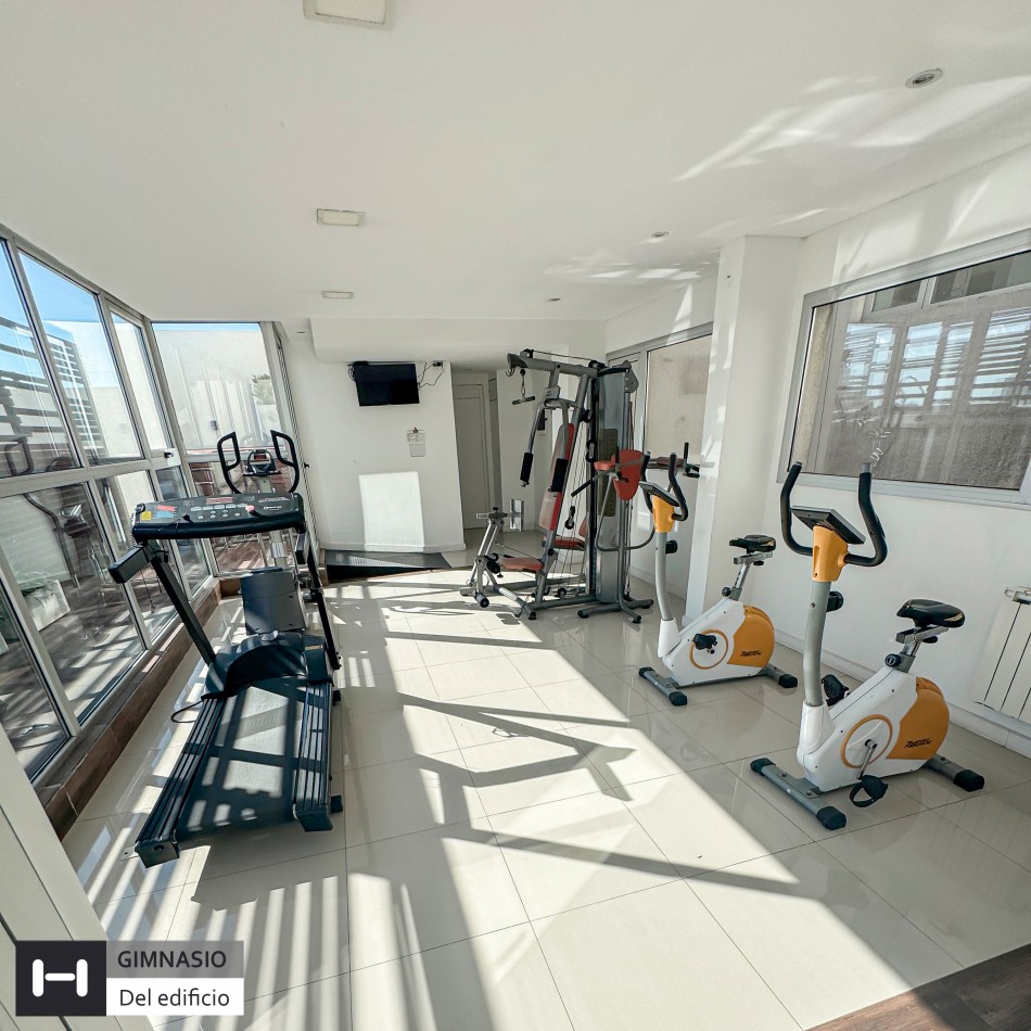 DEPARTAMENTO DE 4 AMBIENTES CON COCHERA A LA VENTA, EN CHAUVIN, MAR DEL PLATA