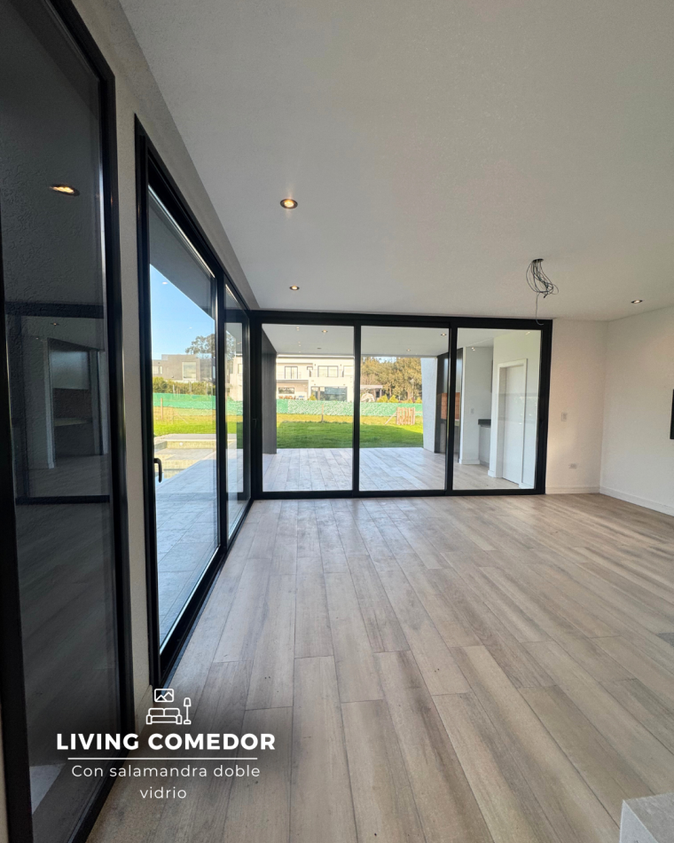 IMPERDIBLE CASA  ESTILO CONTEMPORANEO A ESTRENAR  BARRIO ARENAS DEL SUR 