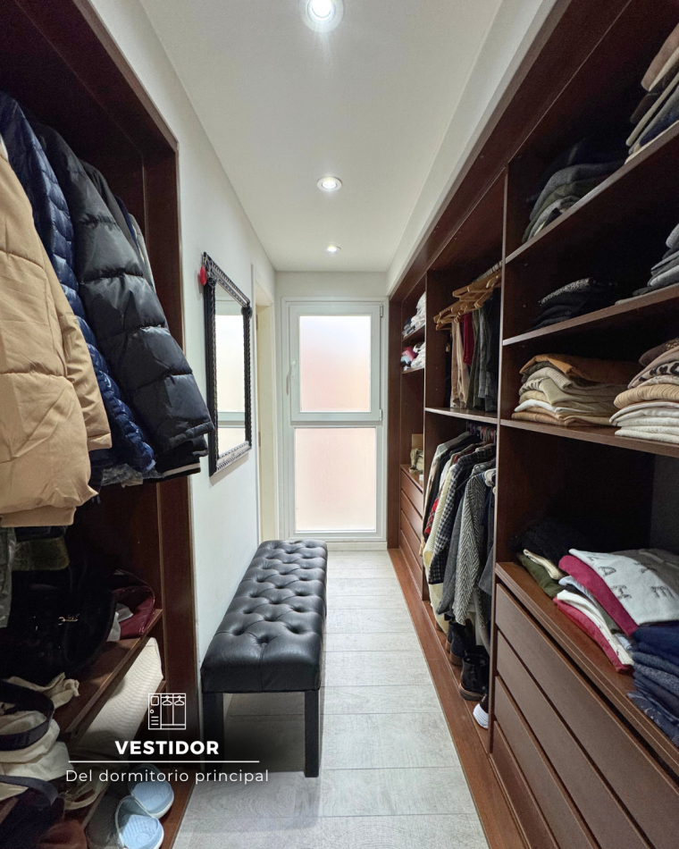 SEMIPISO DE TRES AMBIENTES EN LA PERLA. MAR DEL PLATA 