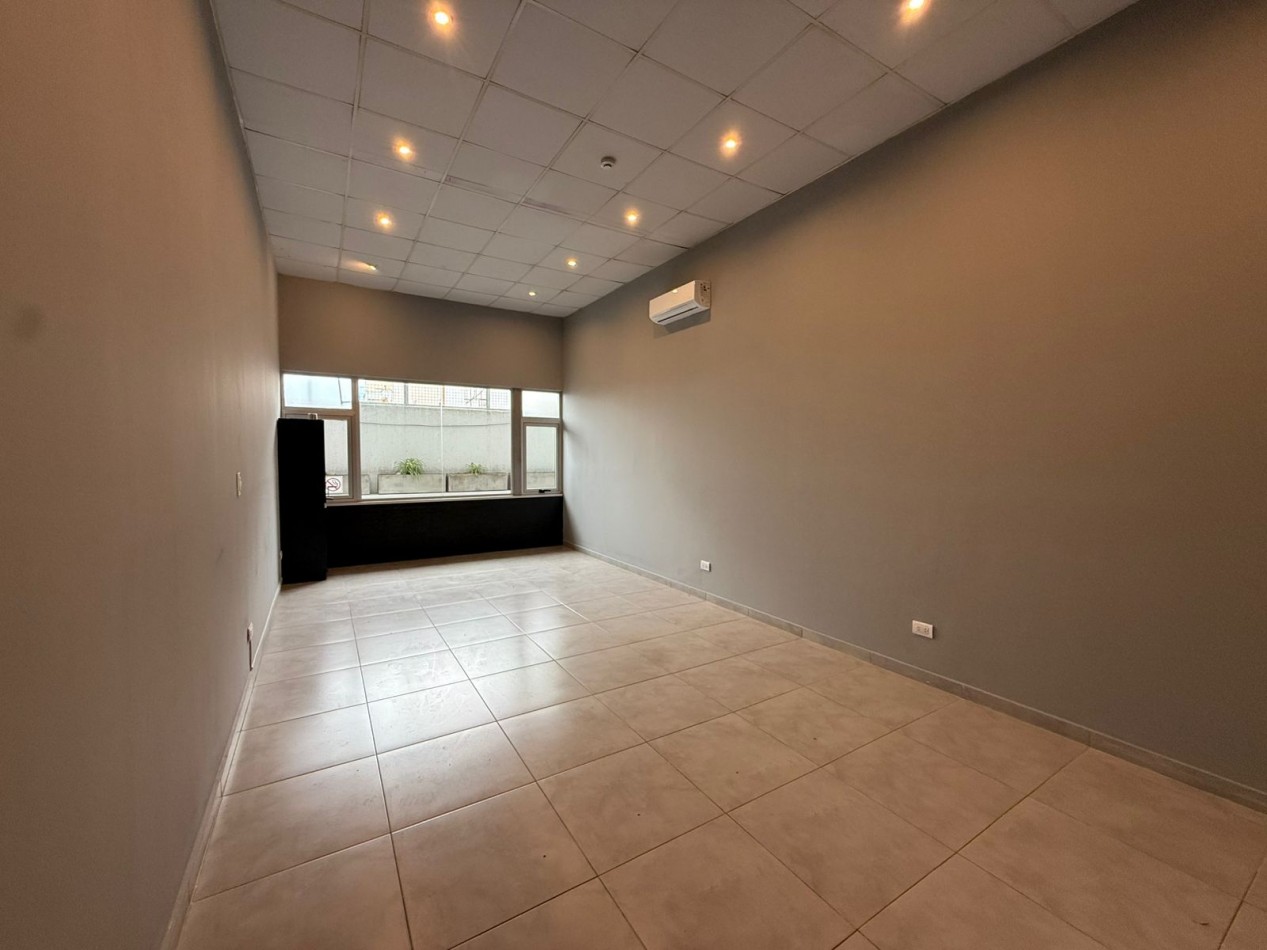 ALQUILER OFICINA SIN EXPENSAS BARRIO CHAUVIN. MAR DEL PLATA