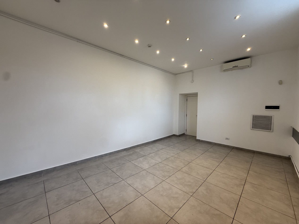 ALQUILER 24 MESES OFICINA SIN EXPENSAS EN BARRIO CHAUVIN. MAR DEL PLATA