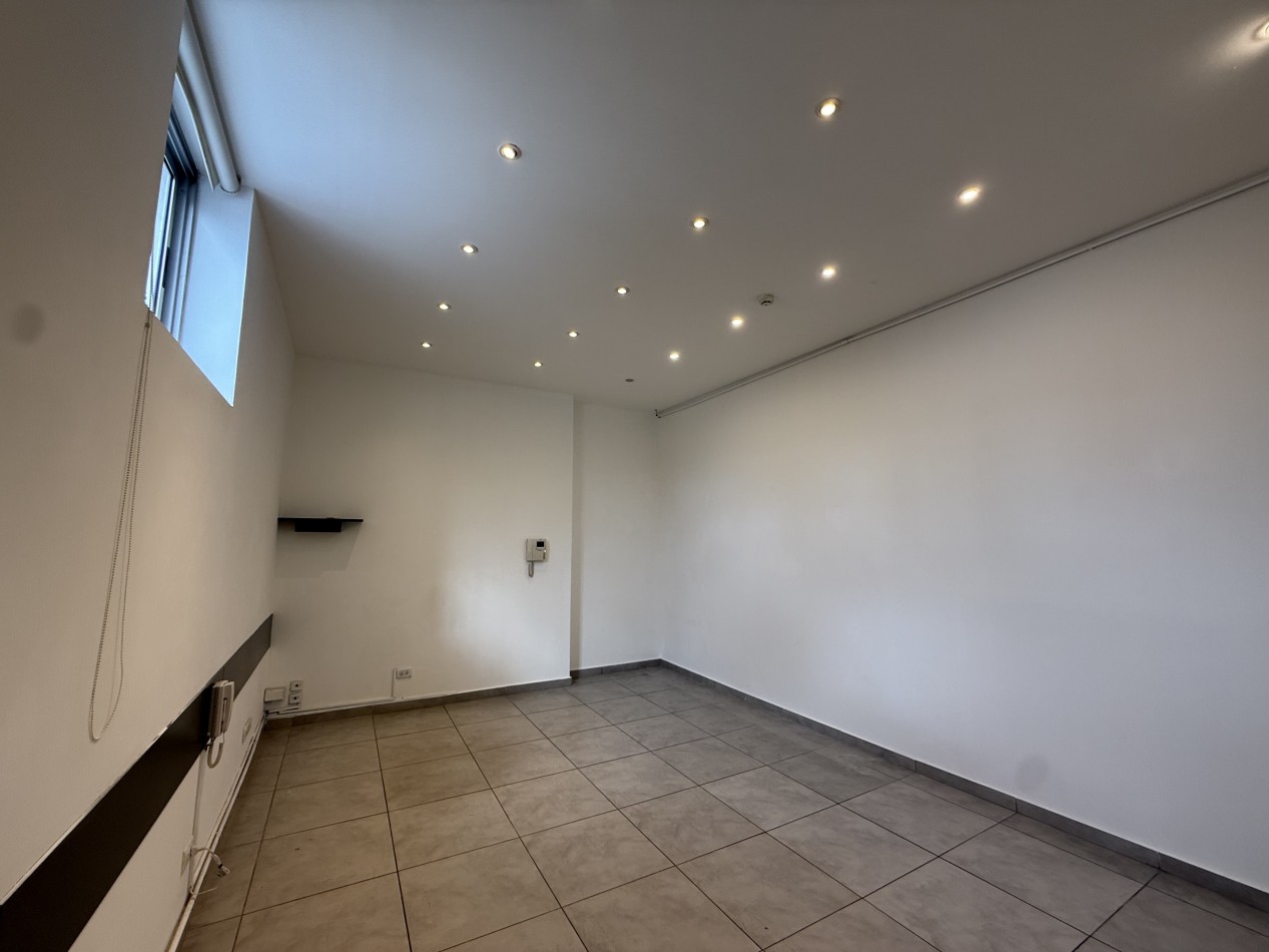 ALQUILER 24 MESES OFICINA SIN EXPENSAS EN BARRIO CHAUVIN. MAR DEL PLATA