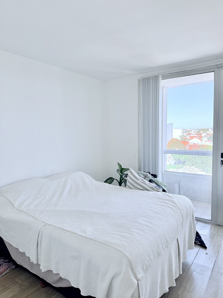 VENTA DEPARTAMENTO 2 AMBIENTES CON COCHERA, BALCON Y TERRAZA PRIVADA. MAR DEL PLATA