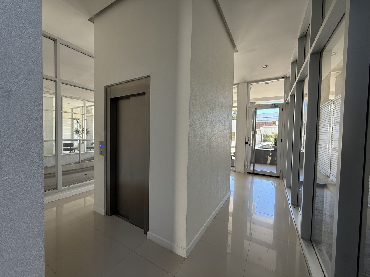 PISO 4 AMBIENTES CON COCHERA Y AMENITIES EN CHAUVIN. MAR DEL PLATA