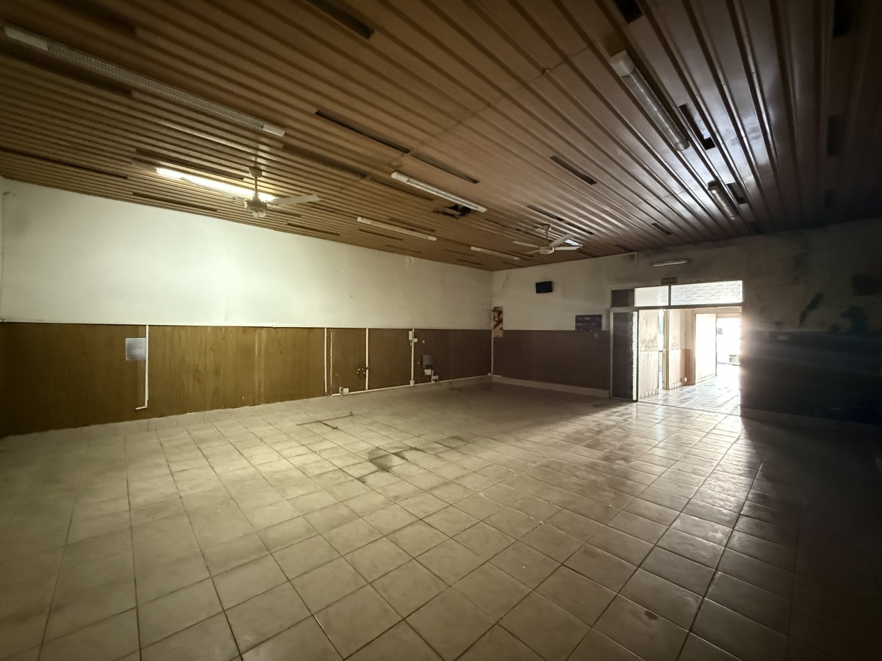 IMPORTANTE LOCAL EN ALQUILER SOBRE AV. COLON. MAR DEL PLATA