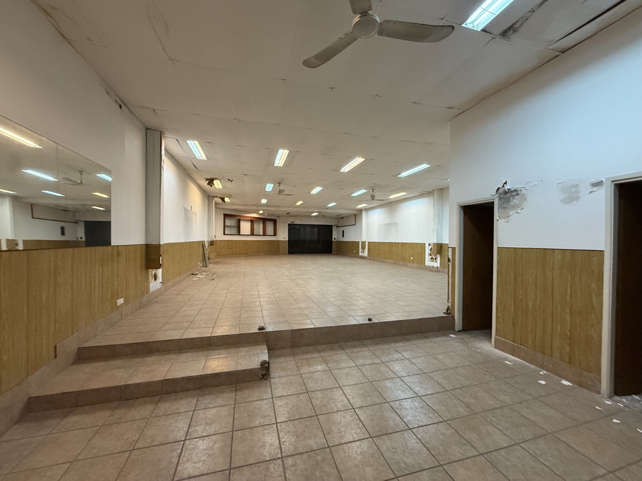 IMPORTANTE LOCAL EN ALQUILER SOBRE AV. COLON. MAR DEL PLATA