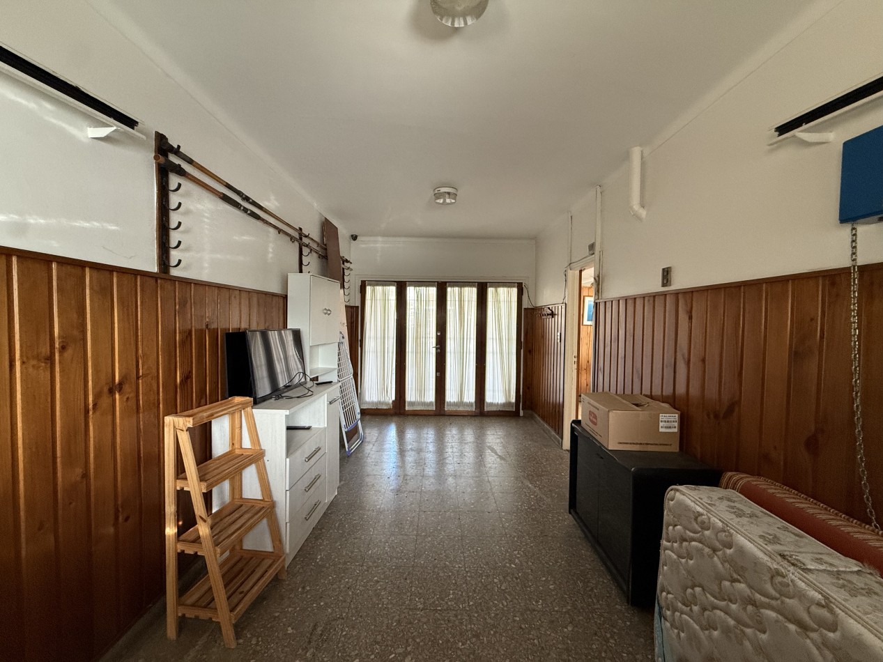 CHALET 3 AMBIENTES CON GARAGE, PATIO Y QUINCHO EN CHAUVIN. MAR DEL PLATA