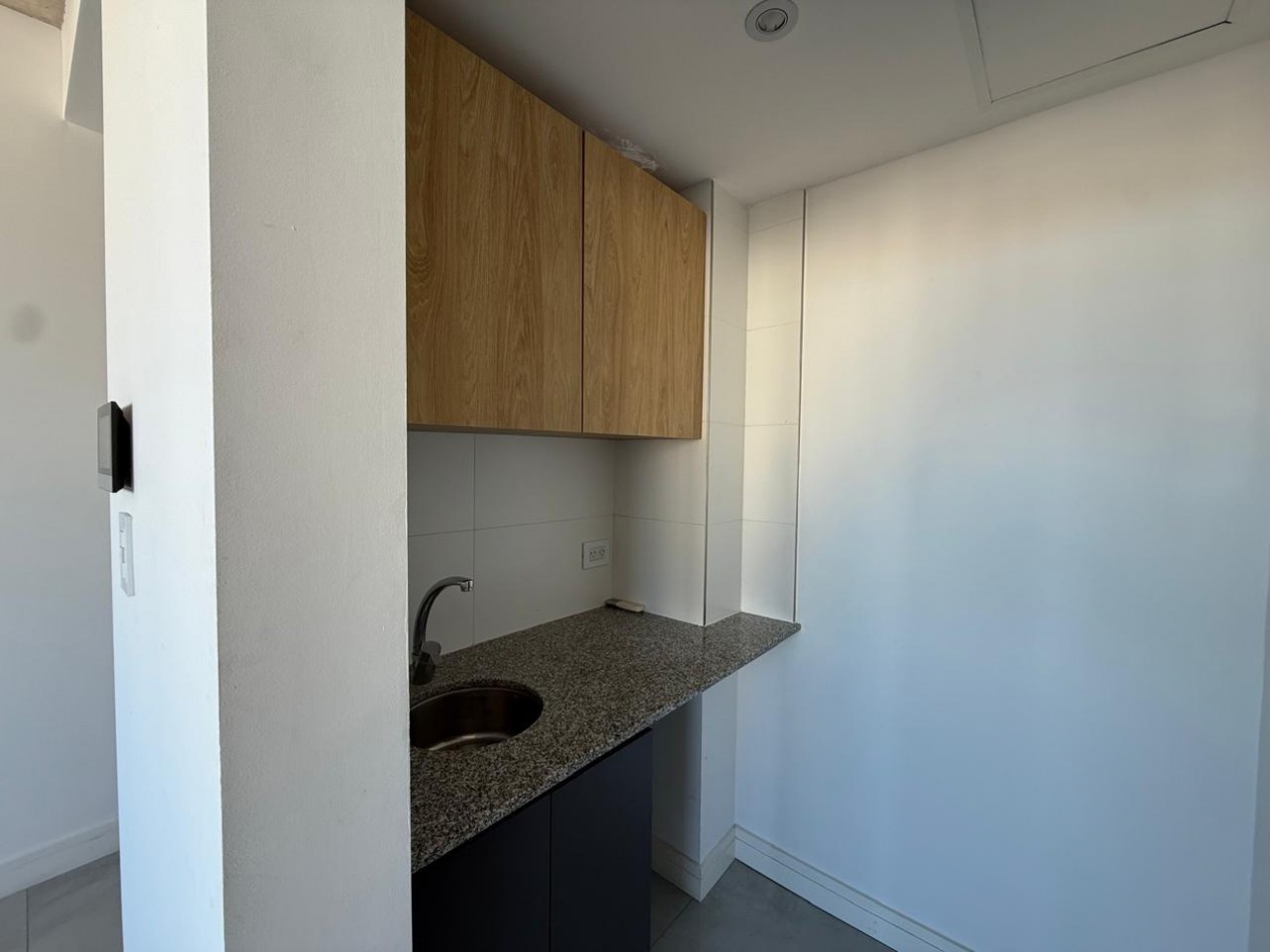 MODERNA OFICINA EN VENTA GENUS OFFICE CENTER. MAR DEL PLATA