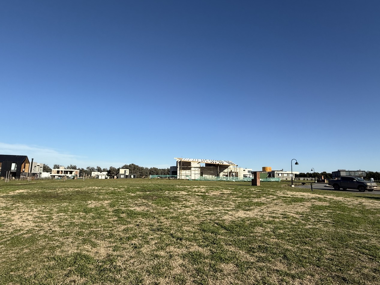 LOTE EN VENTA EN BARRIO PRIVADO CASONAS DEL HARAS. MAR DEL PLATA