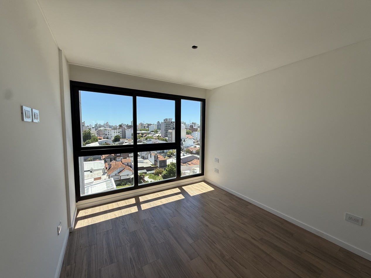 DEPARTAMENTO 2 AMBIENTES A ESTRENAR CON BALCON Y BAULERAS ZONA SAN JOSE. MAR DEL PLATA