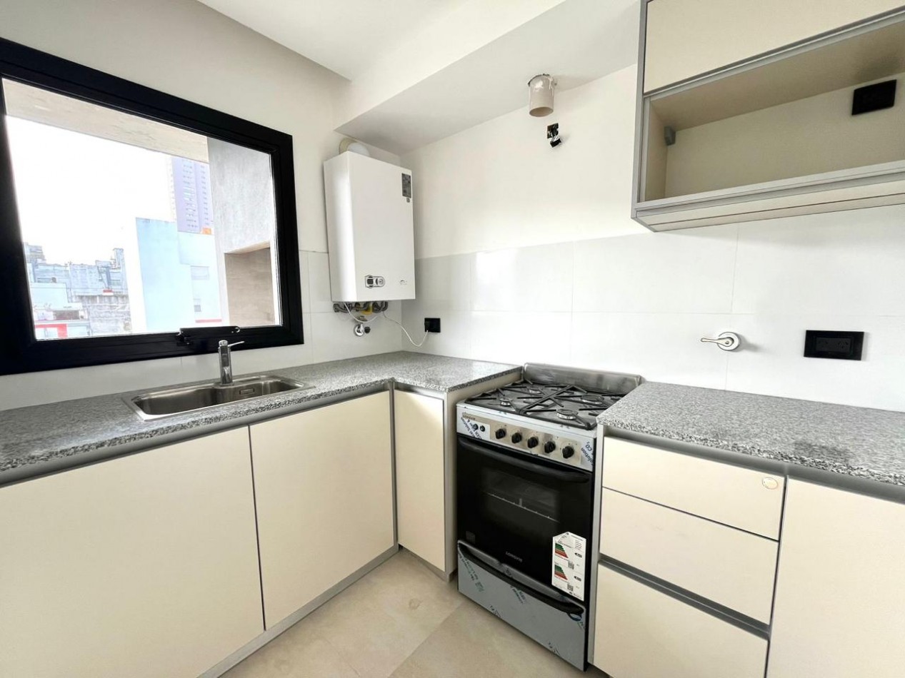 VENTA DEPARTAMENTO 2 AMBIENTES A ESTRENAR CON COCHERA ZONA ALDREY. MAR DEL PLATA