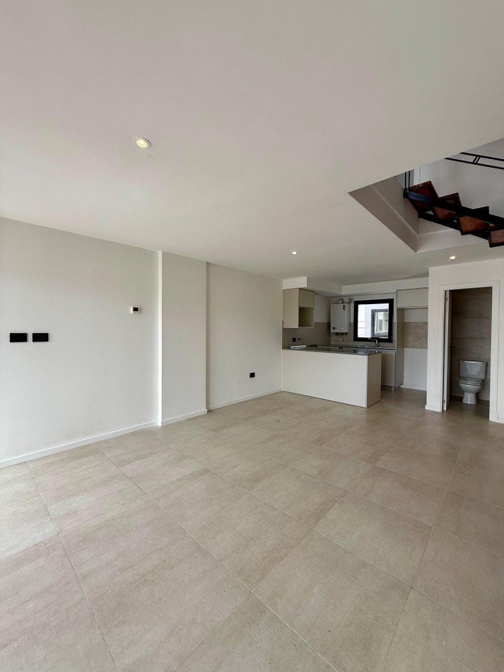 DEPARTAMENTO EN DUPLEX 3 AMBIENTES A ESTRENAR  ZONA ALDREY. MAR DEL PLATA