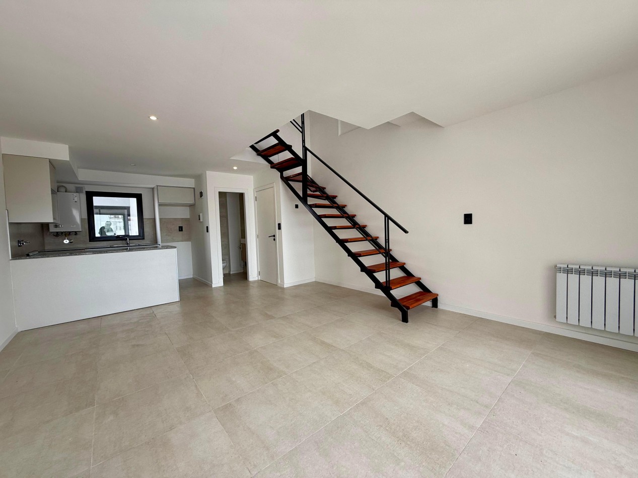 DEPARTAMENTO EN DUPLEX 3 AMBIENTES A ESTRENAR  ZONA ALDREY. MAR DEL PLATA