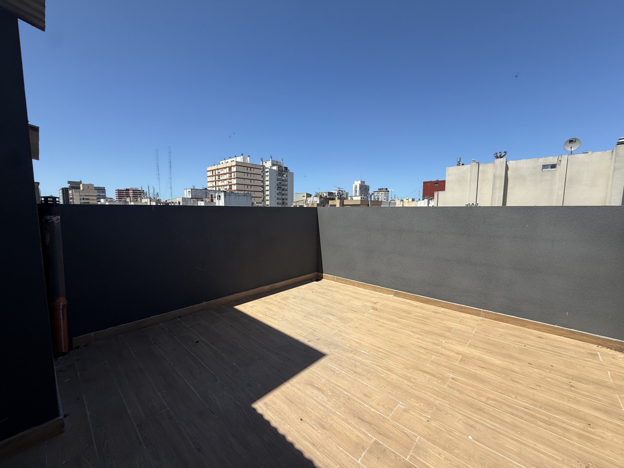 VENTA DEPARTAMENTO 2 AMBIENTES A ESTRENAR CON BALCON Y TERRAZA - EDIFICIO REDBRICKS. MAR DEL PLATA