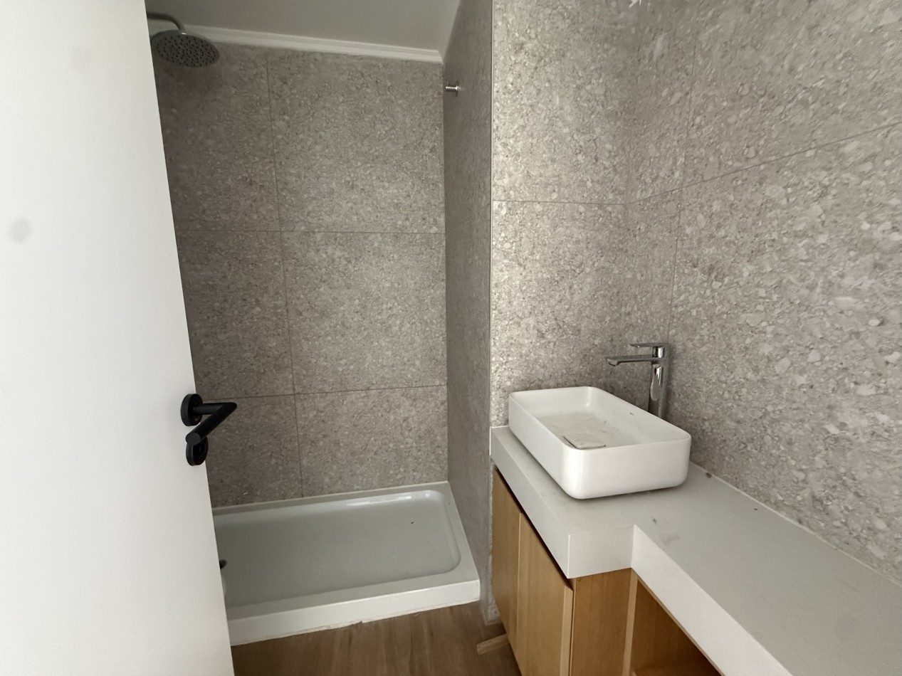 VENTA DEPARTAMENTO 2 AMBIENTES A ESTRENAR CON BALCON Y TERRAZA - EDIFICIO REDBRICKS. MAR DEL PLATA