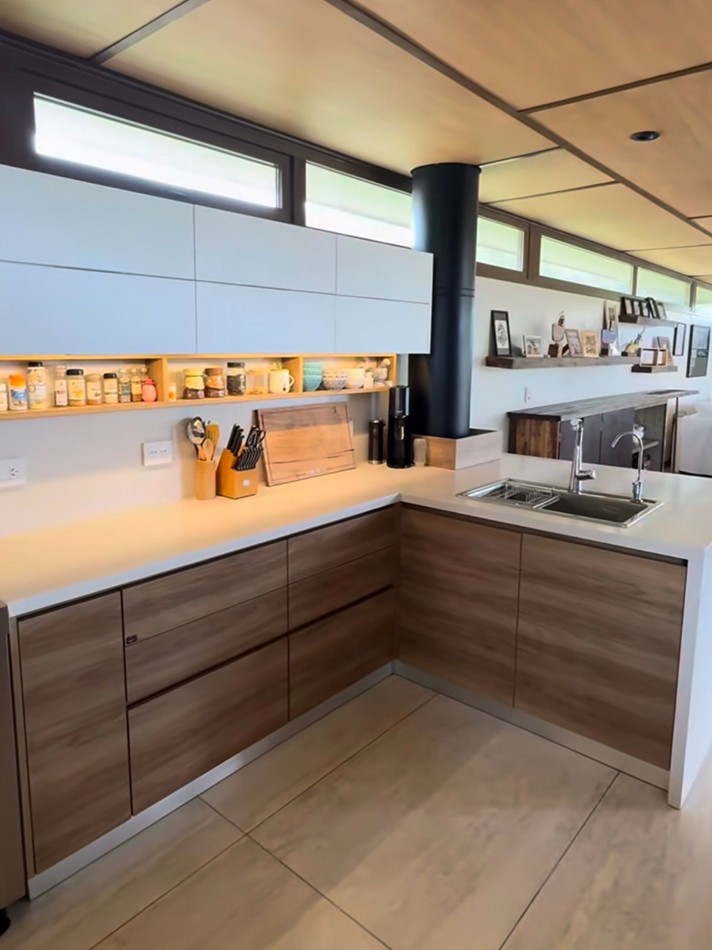 CASA DE CATEGORIA EN BARRIO PRIVADO ARENAS DEL SUR. MAR DEL PLATA