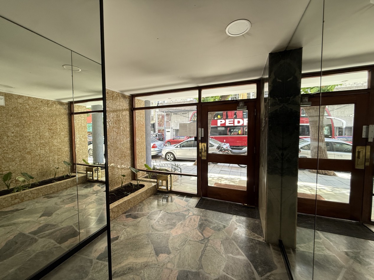 VENTA DEPARTAMENTO EN OPORTUNIDAD EN ZONA ALDREY. MAR DEL PLATA